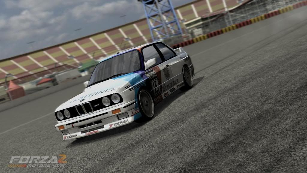Forza2E30.jpg