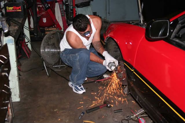 Replacing the wheel stud