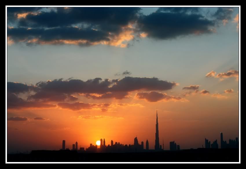 IMAGE: http://i258.photobucket.com/albums/hh245/faizanrashid/General_Photography/Dubai_skyline_silhoutte.jpg