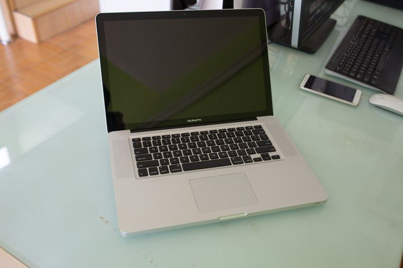 MacBook Pro MD104 max cau hinh + Magic Mouse 1