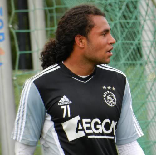 WarnerHahnAjax1nl_500x496.jpg