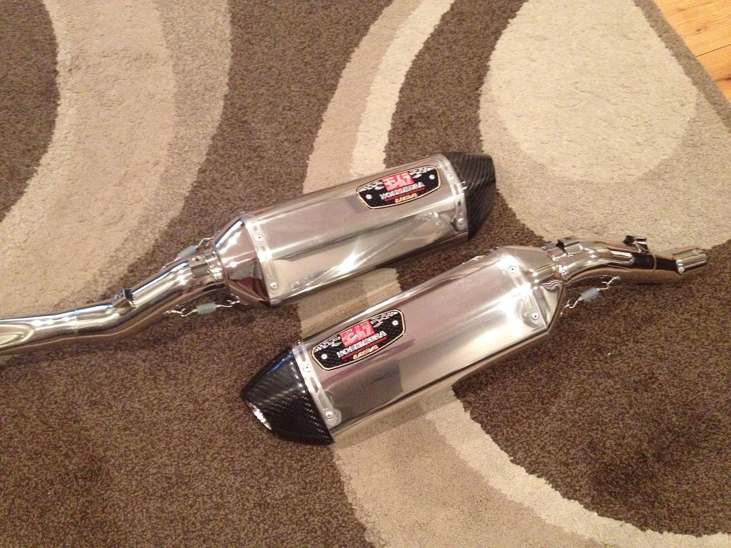 Yoshimura Rubber Exhaust Strap Cannot find ( DO THE TON