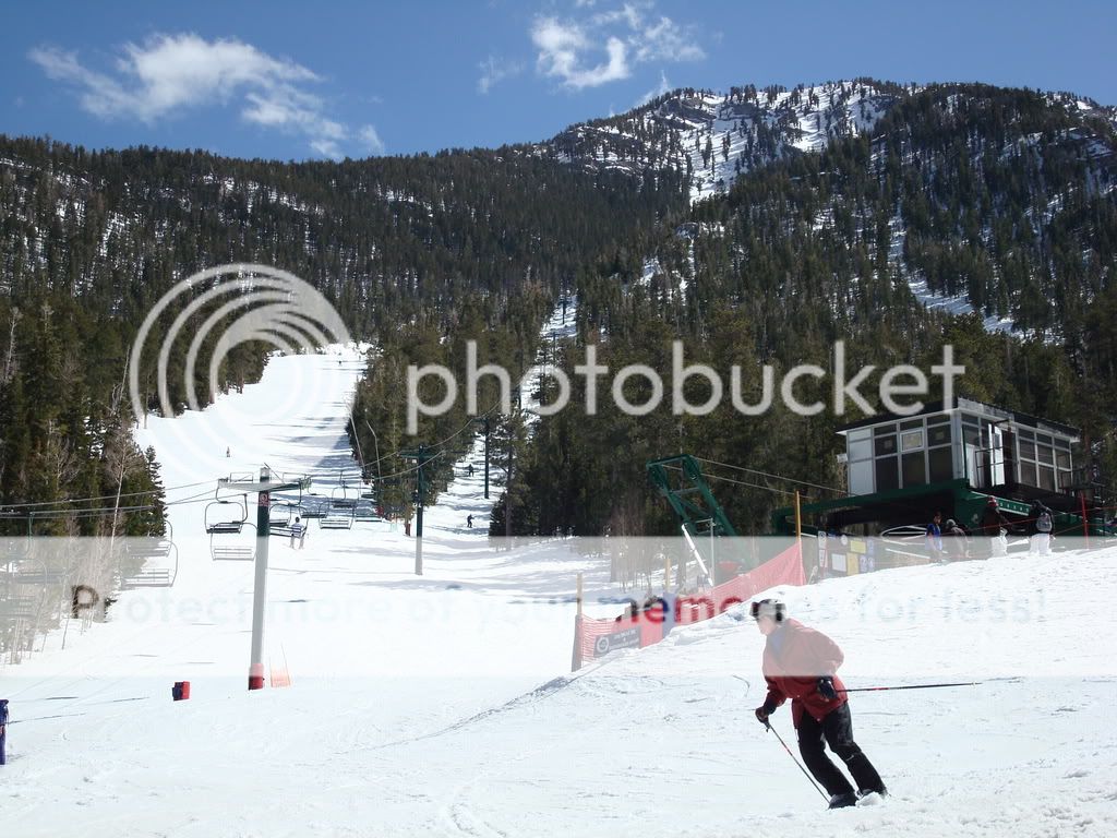 Las Vegas Ski and Snowboard Resort