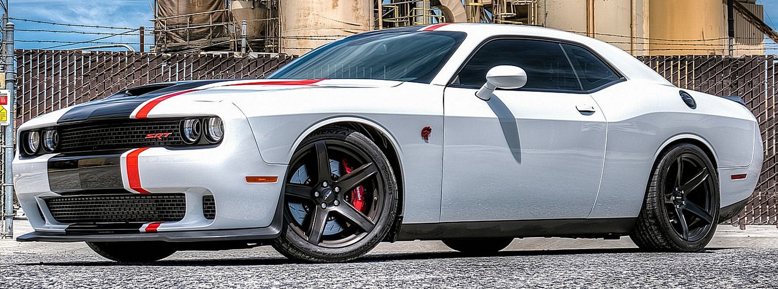 Another Picture! | SRT Hellcat Forum